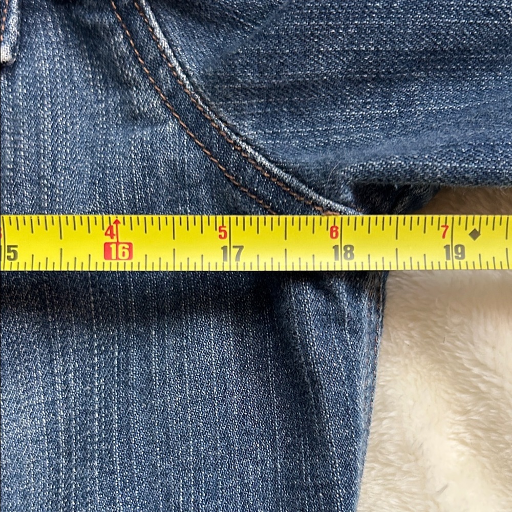 Old Navy Classic Indigo Jean Jacket - Picture 12 of 16